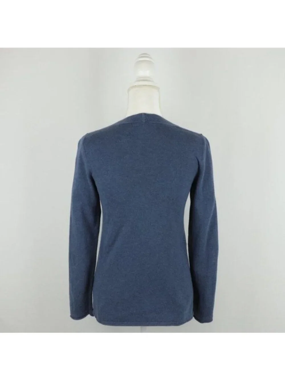 Eddie Bauer Women's Small Blue Cotton Blend V-Neck Tight Knit Sweater